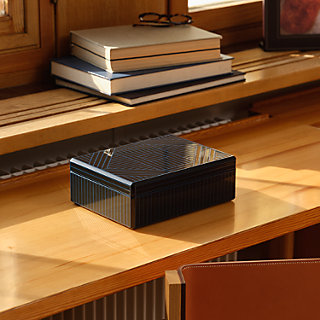 エルメス　シュガーボックス　ジュエリーボックス　時計ケース　ヘリンボーン柄 時計＆ジュエリーボックス 《ファセット/Hリュバン》 | Hermès